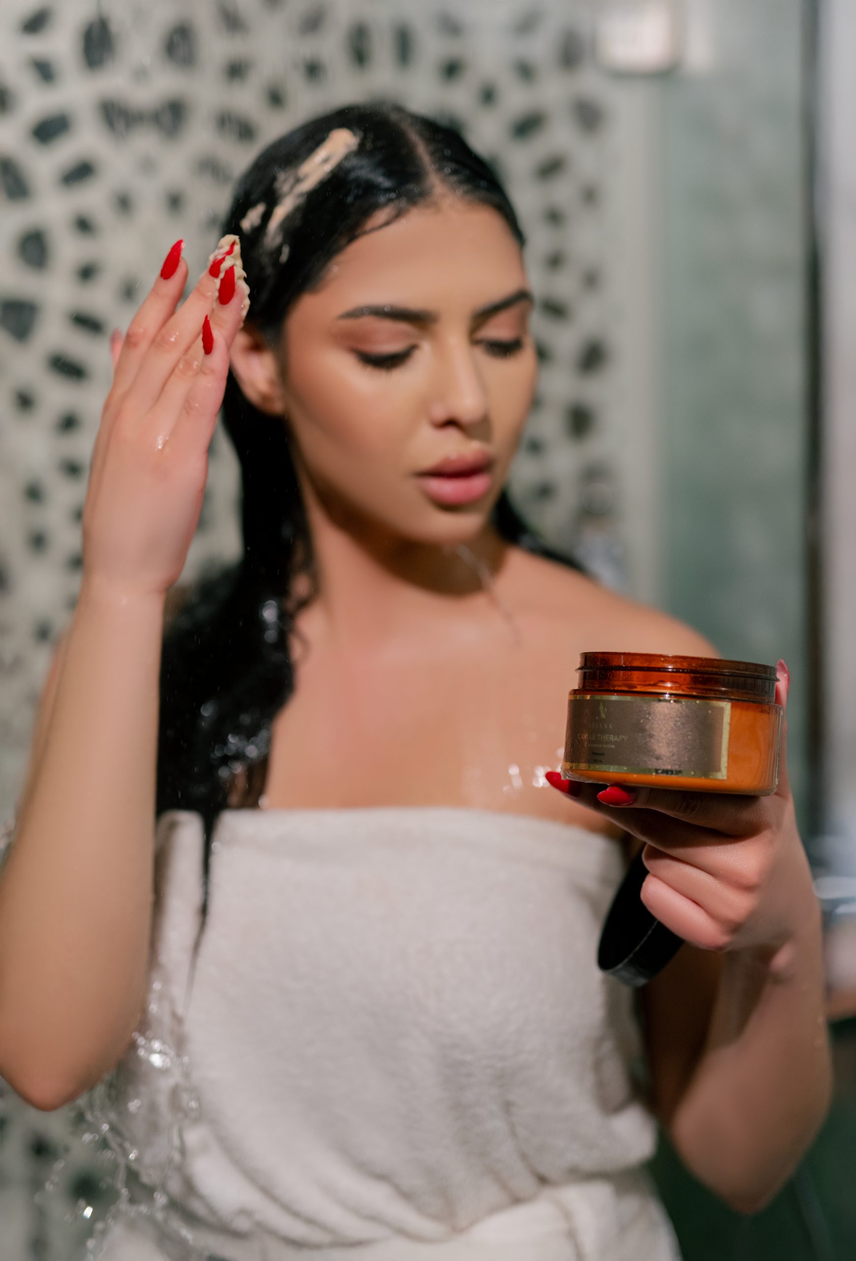 ARIANA Marque De Parfumeries Et Cosmetiques Ariana 5095